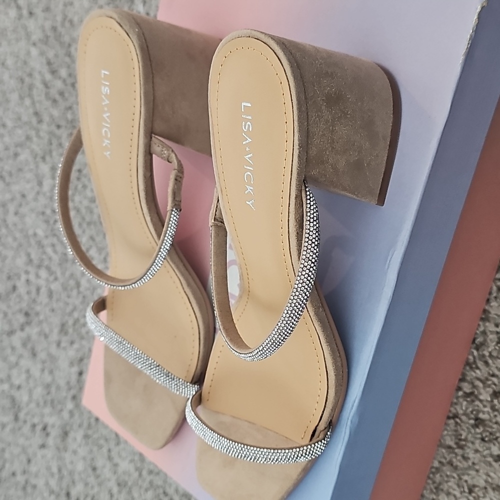 Lisa Vicky Mood Pave' Nude and Silver Heels NIB Size 7.5 - Picture 7 of 8